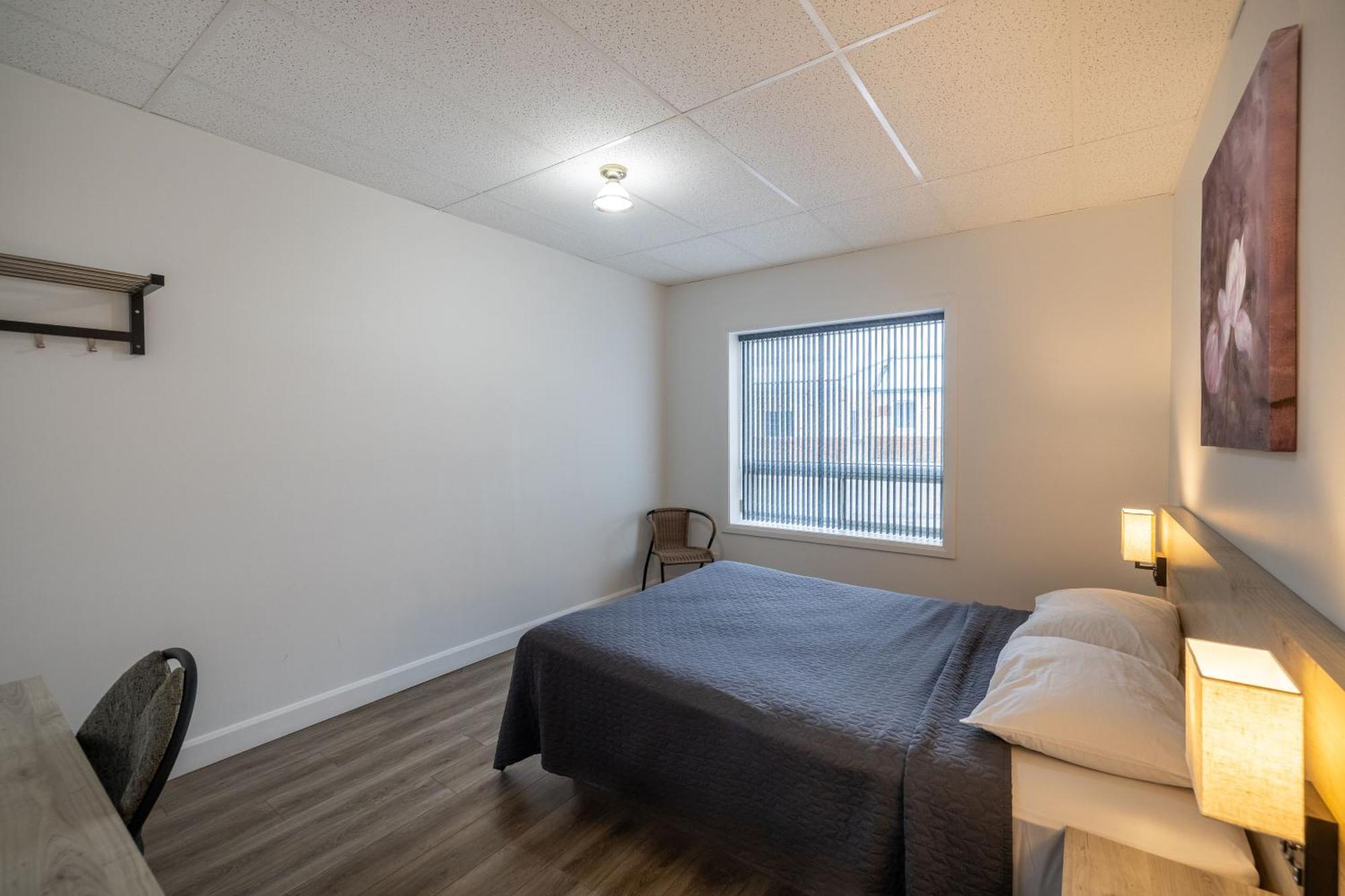 Motel Et Condo Chez Charley Sainte-Anne-de-Beaupré Exteriör bild